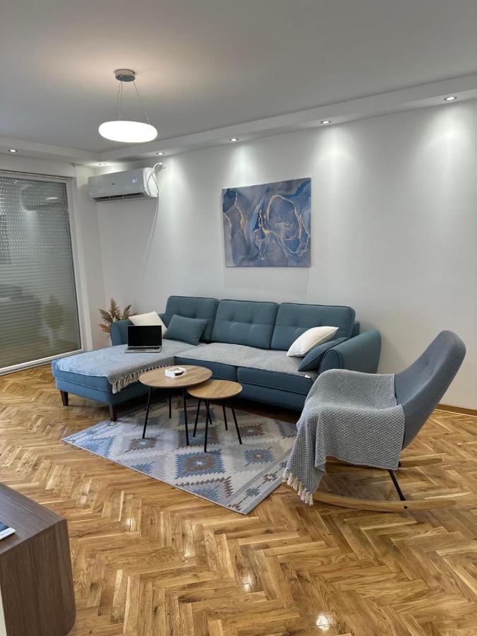 Apartman 8 Vrdnik Exterior photo